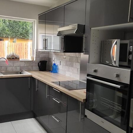 Studio With Private Kitchen Dublino Esterno foto