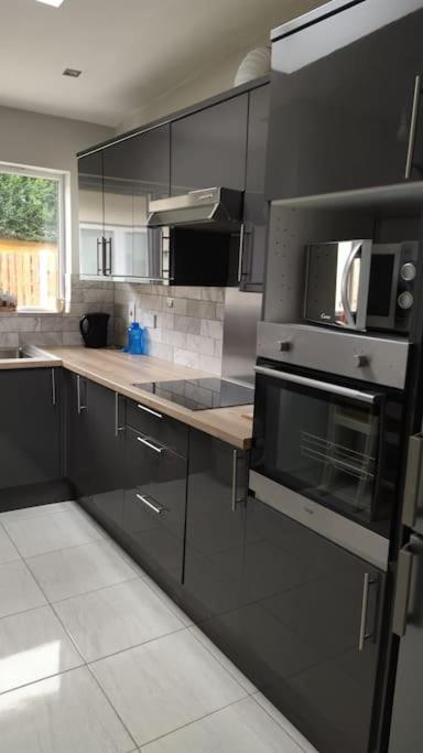 Studio With Private Kitchen Dublino Esterno foto