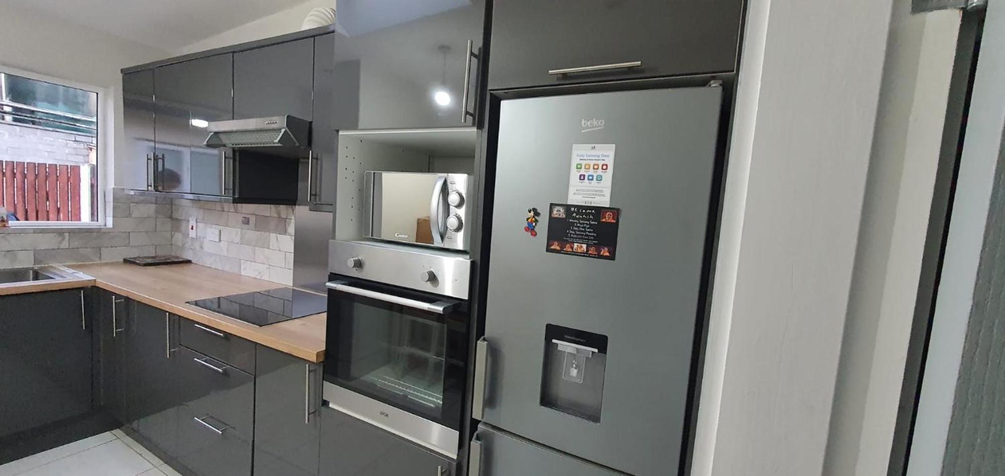 Studio With Private Kitchen Dublino Esterno foto